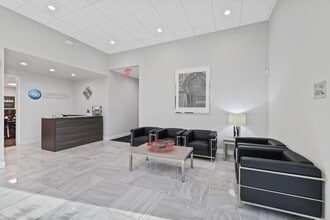 10055 Yamato Rd, Boca Raton, FL for sale Interior Photo- Image 2 of 31