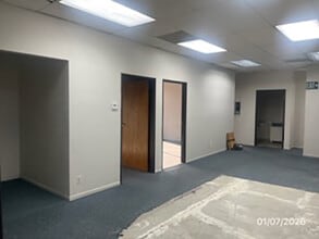 14900 Ventura Blvd, Sherman Oaks, CA à louer Photo intérieure- Image 2 de 13