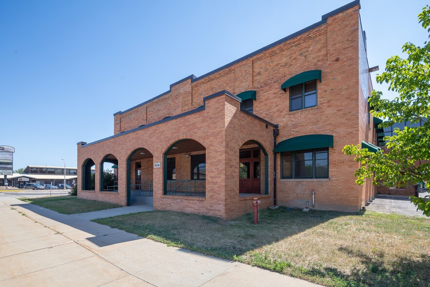 414 N Mount Rushmore Rd, Rapid City, SD for lease - Building Photo - Image 2 of 13