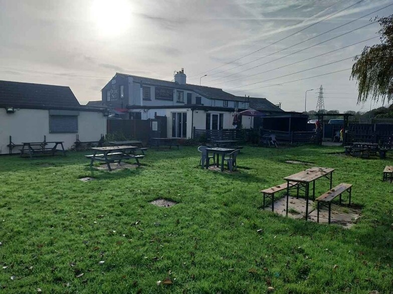 3 Lymm Rd, Altrincham à louer - Photo du bâtiment - Image 2 de 4