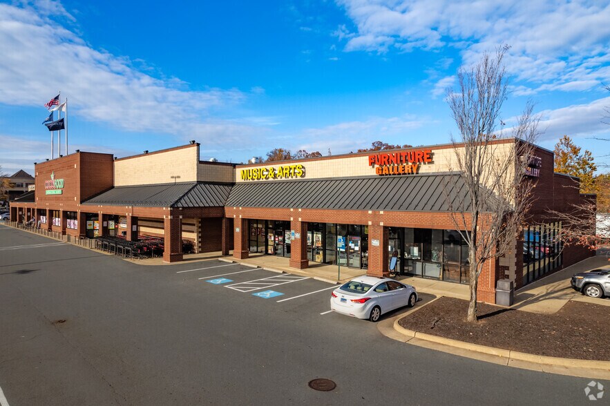 46900-46960 Harry Byrd Hwy, Sterling, VA for lease - Building Photo - Image 2 of 10