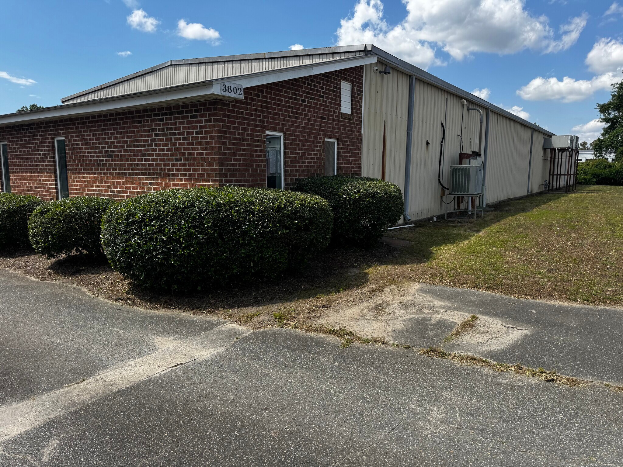 3802 W Vernon Ave, Kinston, NC à vendre Photo du bâtiment- Image 1 de 14
