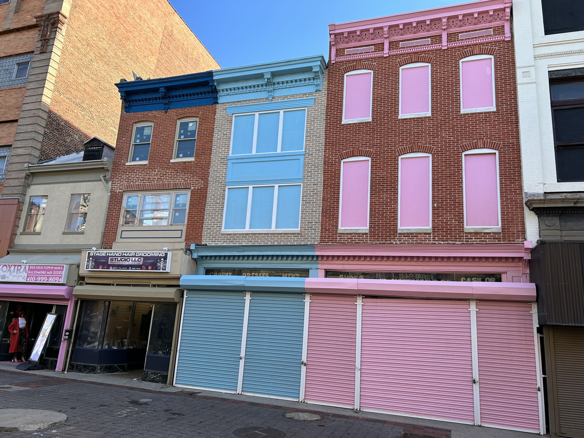 559-561 Old Town Mall portefeuille de 2 propriétés à vendre sur LoopNet.ca Photo du bâtiment- Image 1 de 2