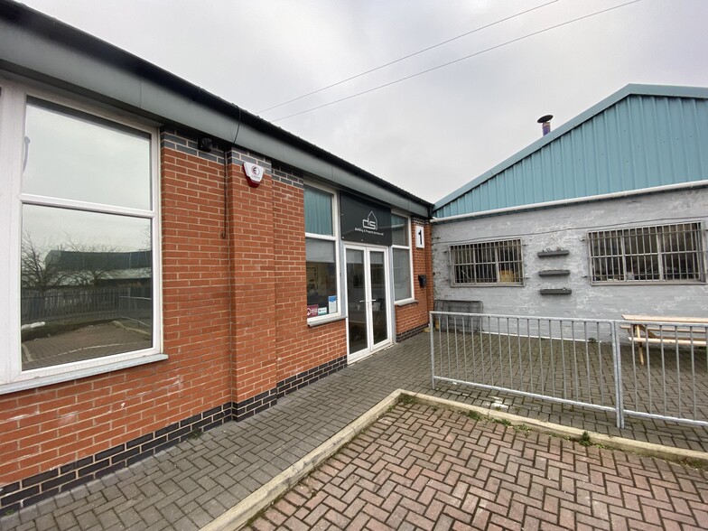 1 Marl Rd, Liverpool for lease - Primary Photo - Image 1 of 2