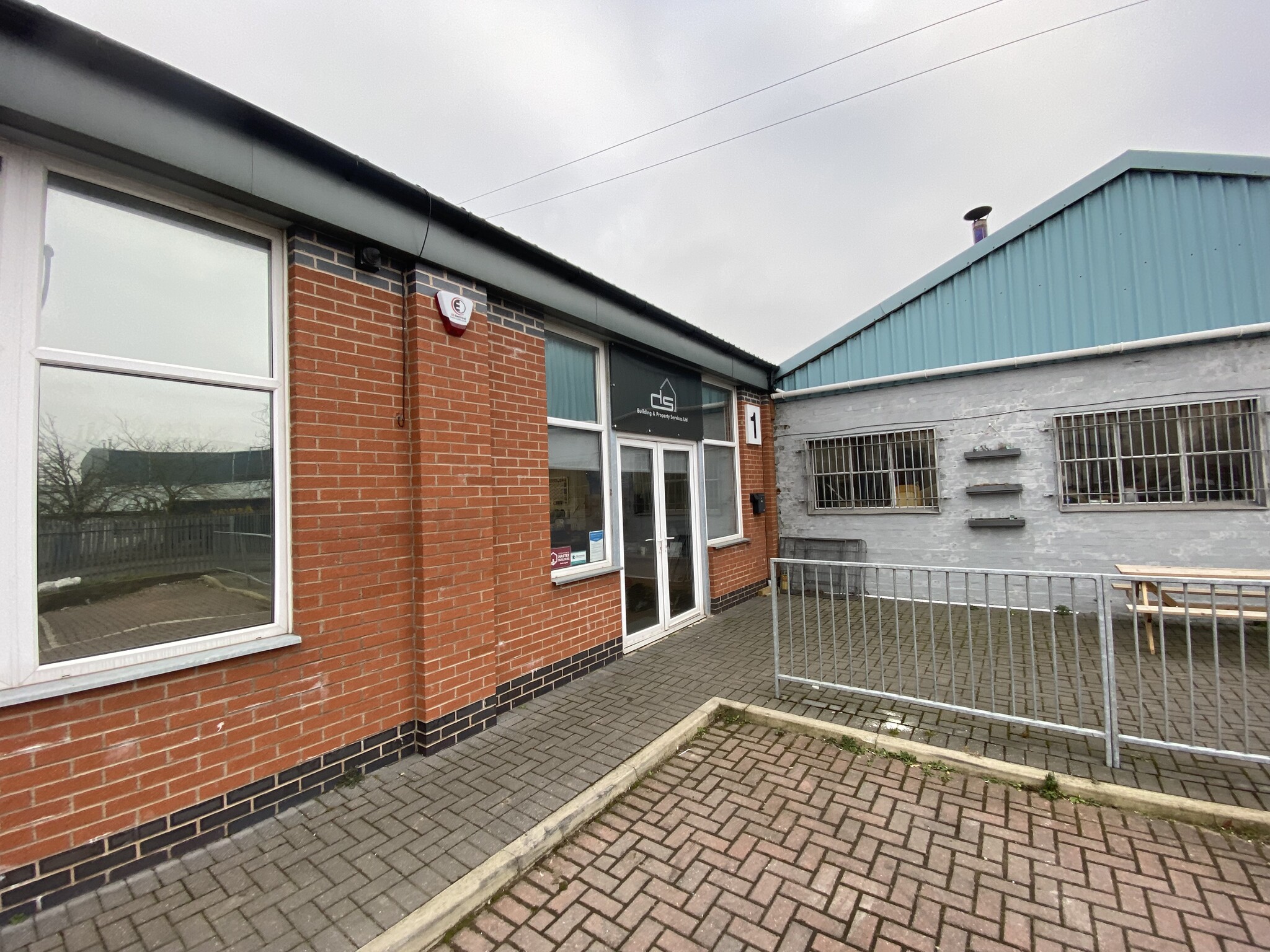 1 Marl Rd, Liverpool for lease Primary Photo- Image 1 of 3