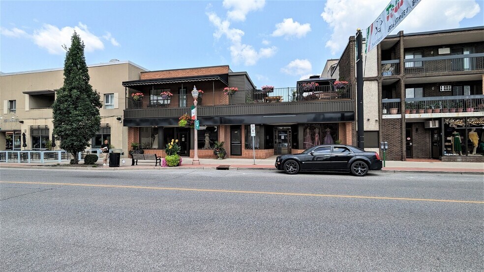 816 Erie St E, Windsor, ON à vendre - Photo du bâtiment - Image 1 de 28