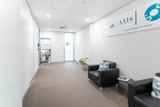 14-16 Lexington Dr, Bella Vista for lease Interior Photo- Image 1 of 9