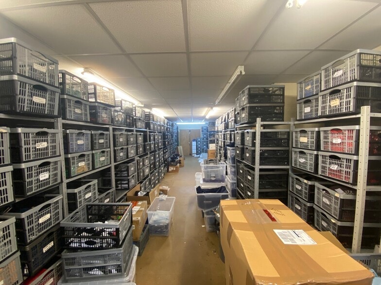 22a Griffin Rd, Clevedon for sale - Building Photo - Image 2 of 6