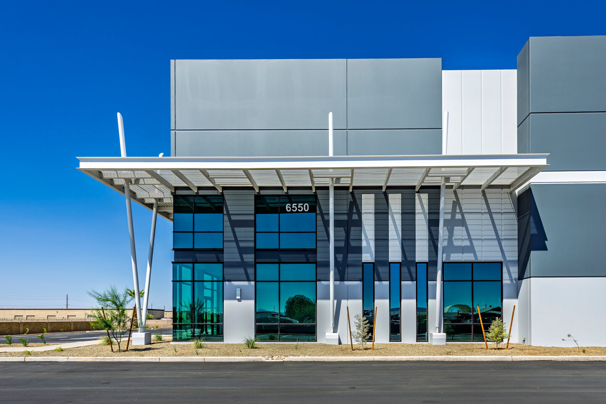 6550 W Orangewood Ave, Glendale, AZ for sale Building Photo- Image 1 of 20