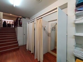 Retail in Madrid, Madrid for lease Interior Photo- Image 2 of 7