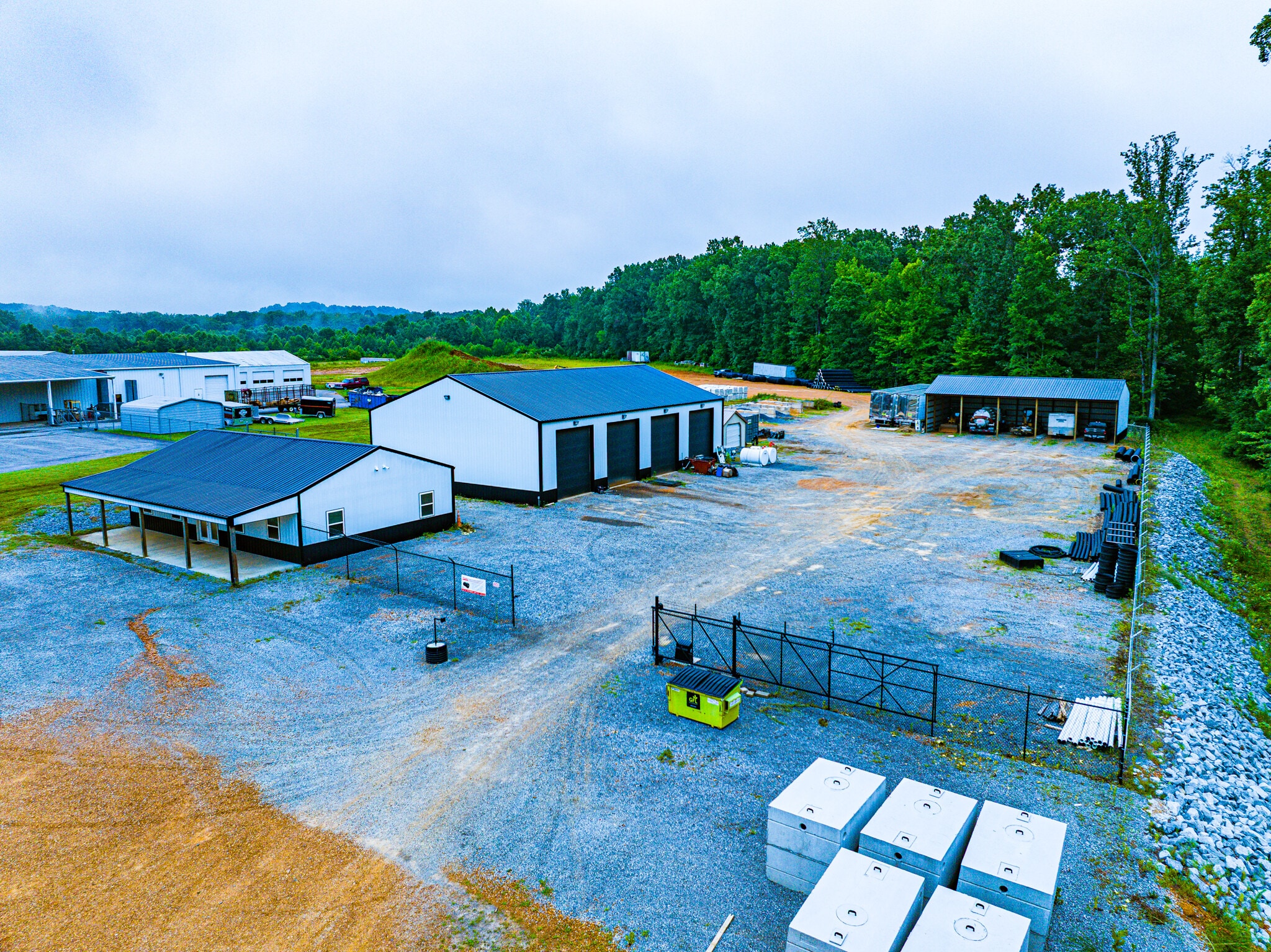 5050 US-79, Paris, TN for sale Primary Photo- Image 1 of 55