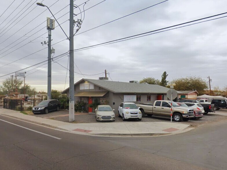 17648 N 32nd St, Phoenix, AZ à vendre - Photo du bâtiment - Image 2 de 10