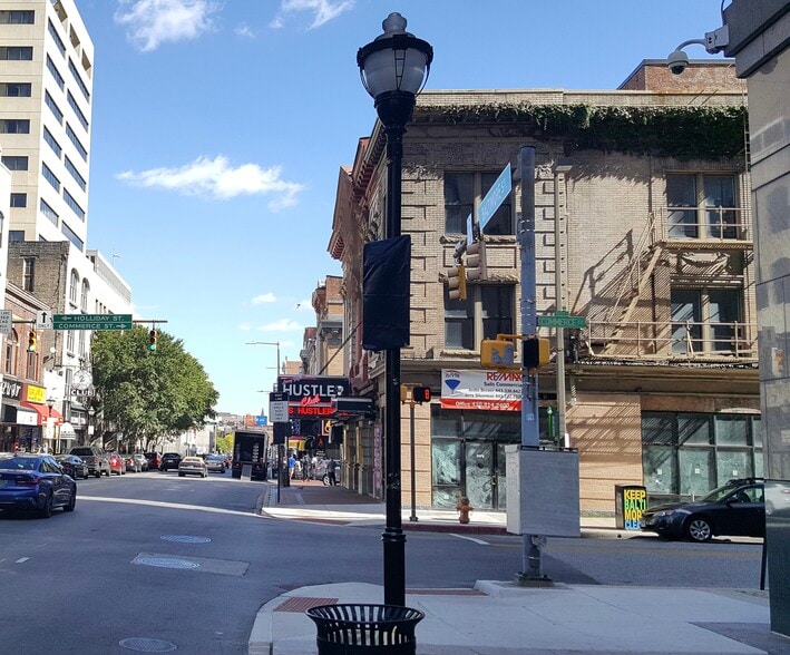 401 E Baltimore St, Baltimore, MD for sale - Building Photo - Image 2 of 2