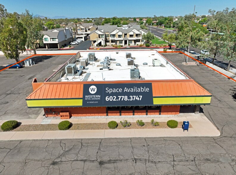1705 E Broadway Rd, Tempe, AZ à vendre - Photo du bâtiment - Image 2 de 9