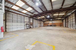 8403 Bassett St, Houston TX - Warehouse