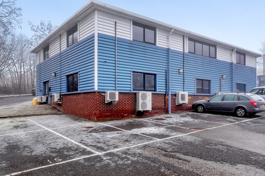 Wilthorpe Rd, Barnsley for lease - Building Photo - Image 3 of 26