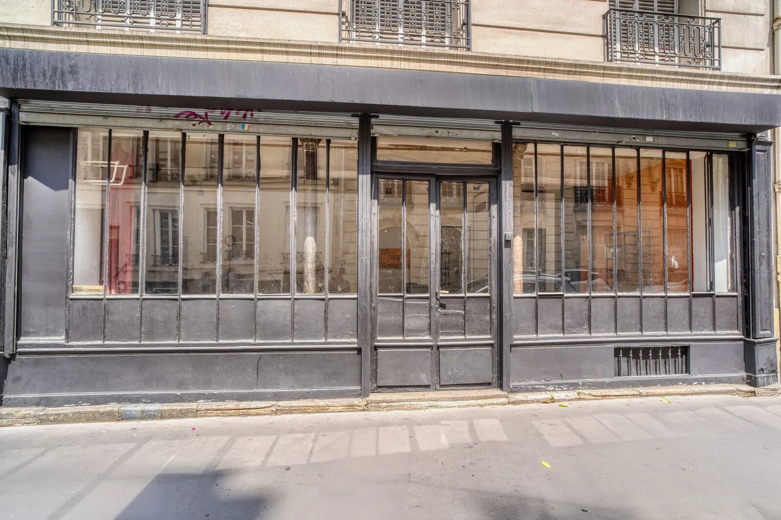 Bureau dans Paris à vendre Photo du bâtiment- Image 1 de 10