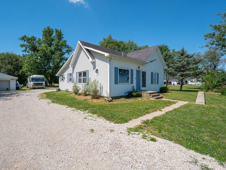 6165 W Station Way, Greenfield, IN à vendre - Photo du bâtiment - Image 2 de 10