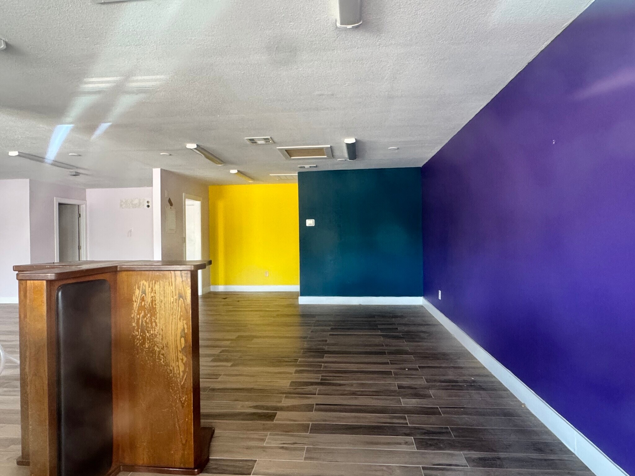 16681 Mcgregor Blvd, Fort Myers, FL for lease Building Photo- Image 1 of 2