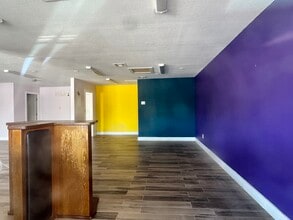 16681 Mcgregor Blvd, Fort Myers, FL for lease Building Photo- Image 1 of 2