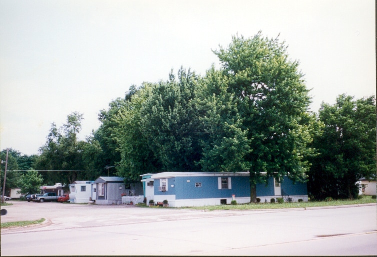 1500 E McGalliard Rd, Muncie, IN for sale - Building Photo - Image 3 of 4