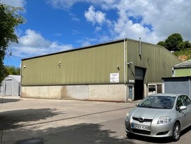 Warehouse Unit - Services immobiliers commerciaux