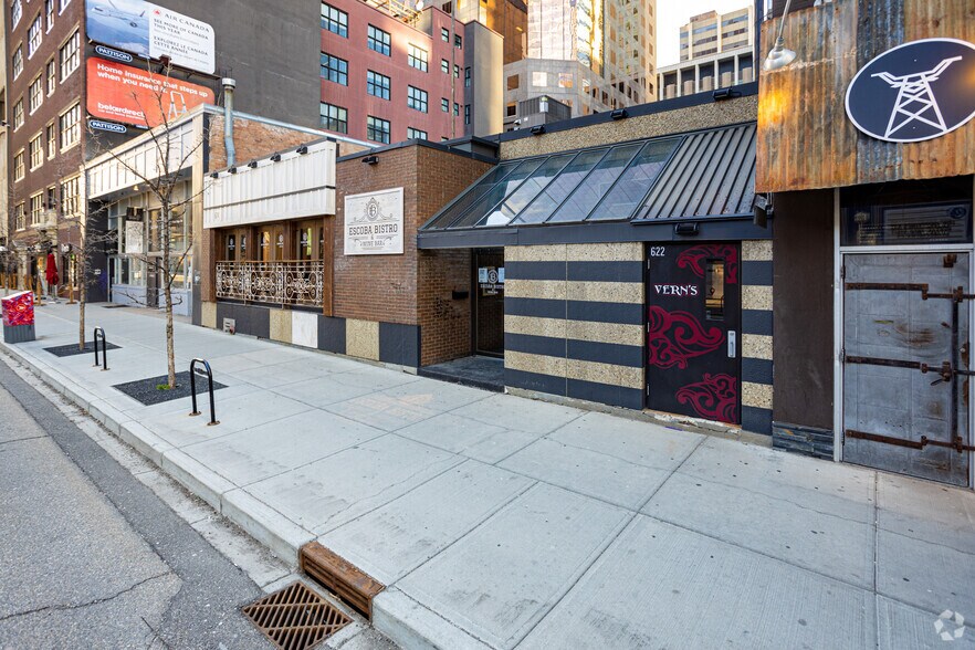 622 8 Av SW, Calgary, AB for sale - Building Photo - Image 1 of 1
