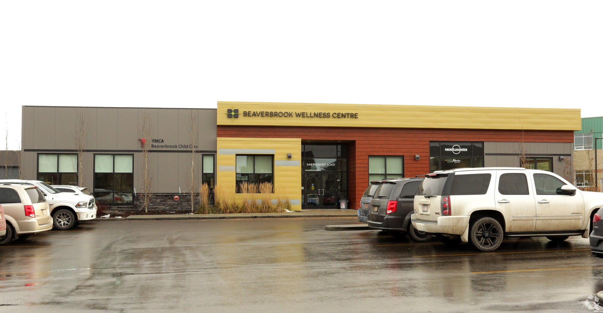 344 Pioneer Rd, Spruce Grove, AB for sale Primary Photo- Image 1 of 1