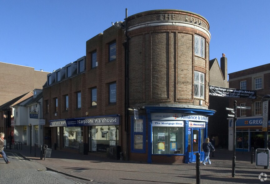 1-5 High St, Aylesbury à vendre - Photo du bâtiment - Image 2 de 6