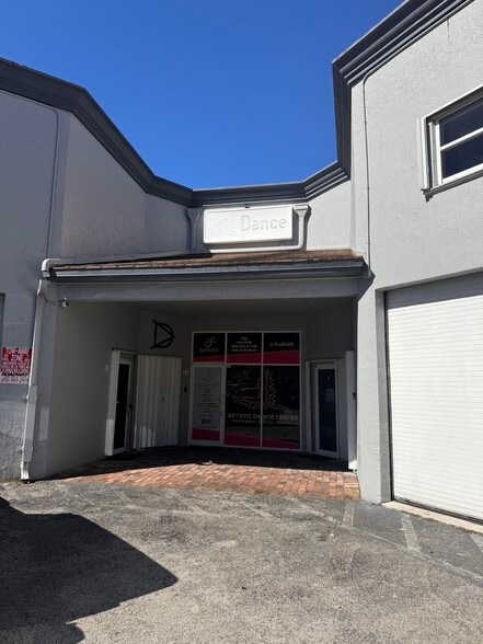 10181 NW 58th St, Miami, FL for lease - Building Photo - Image 3 of 8