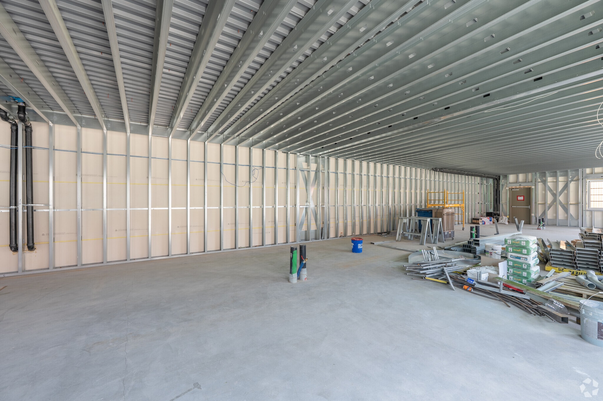 1561 Commerce st, Las Vegas, NV for lease Interior Photo- Image 1 of 4