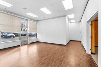 10406 Pacific Ave S, Tacoma, WA for lease Interior Photo- Image 2 of 5