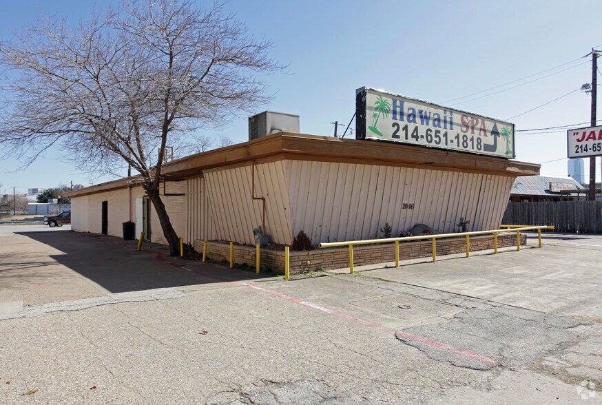 2006 Market Center Blvd, Dallas, TX à louer - Photo du bâtiment - Image 3 de 7