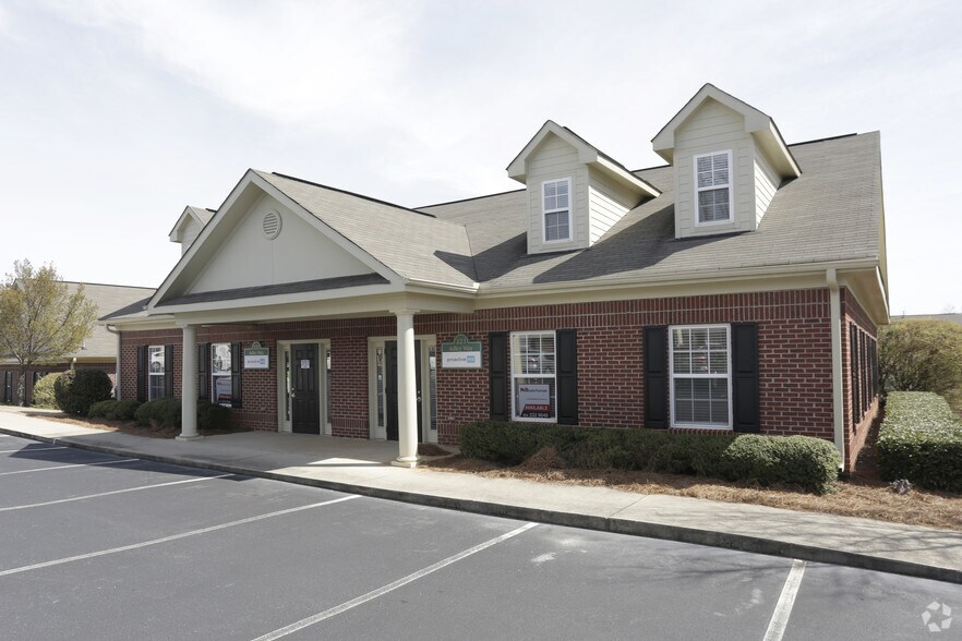 221-223 Adley Way, Greenville, SC à vendre - Photo du bâtiment - Image 2 de 8