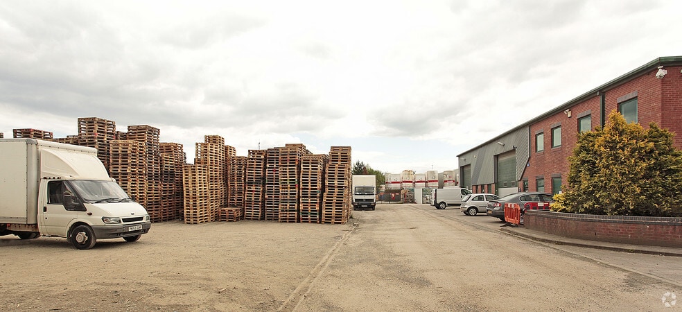 Brinell Dr, Manchester for lease - Building Photo - Image 2 of 6
