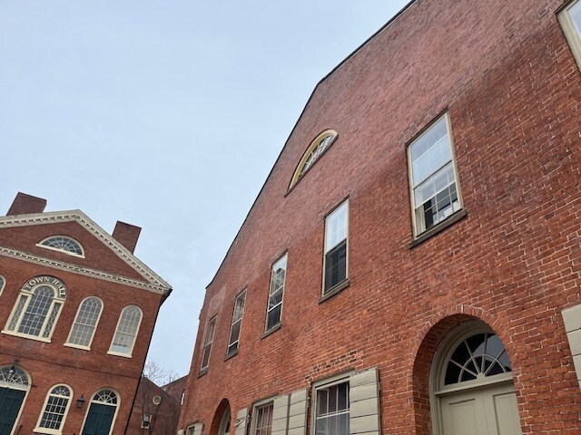 2-26 Front St, Salem, MA à louer - Photo du bâtiment - Image 3 de 8