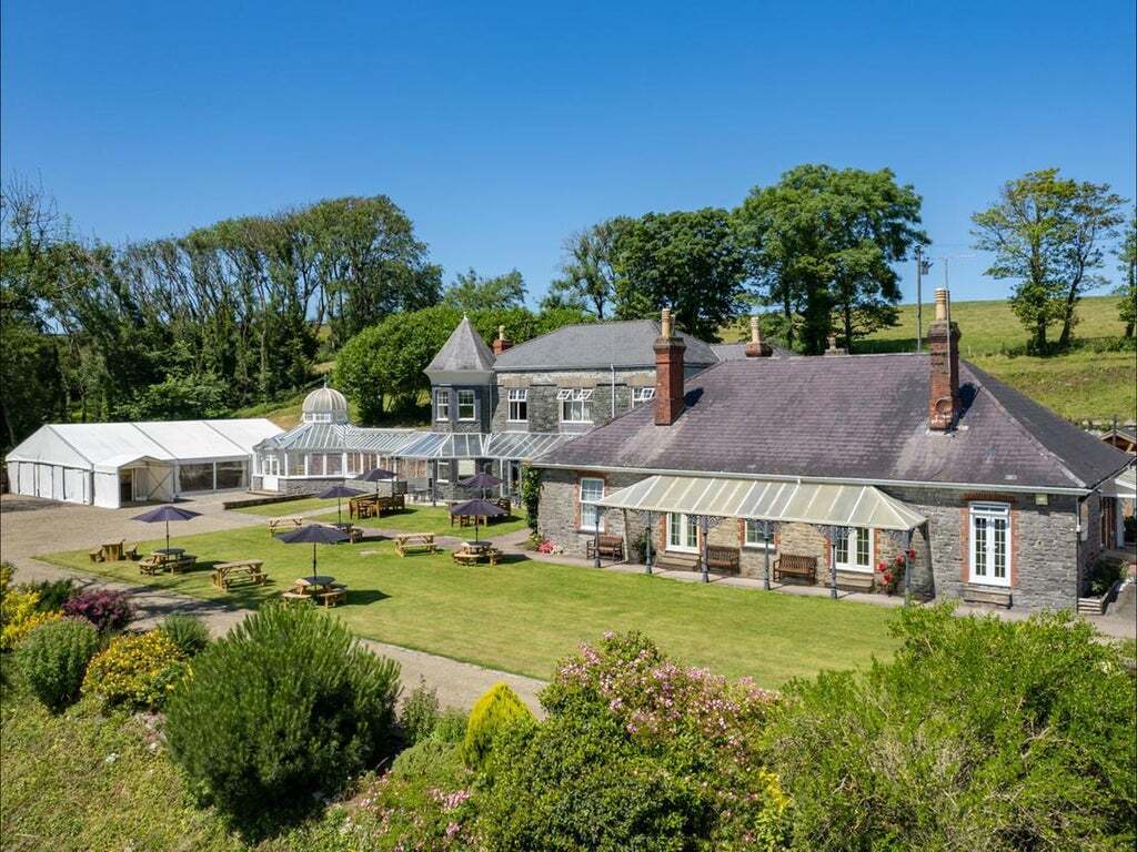 Broadway, Carmarthen à vendre Photo du bâtiment- Image 1 de 84