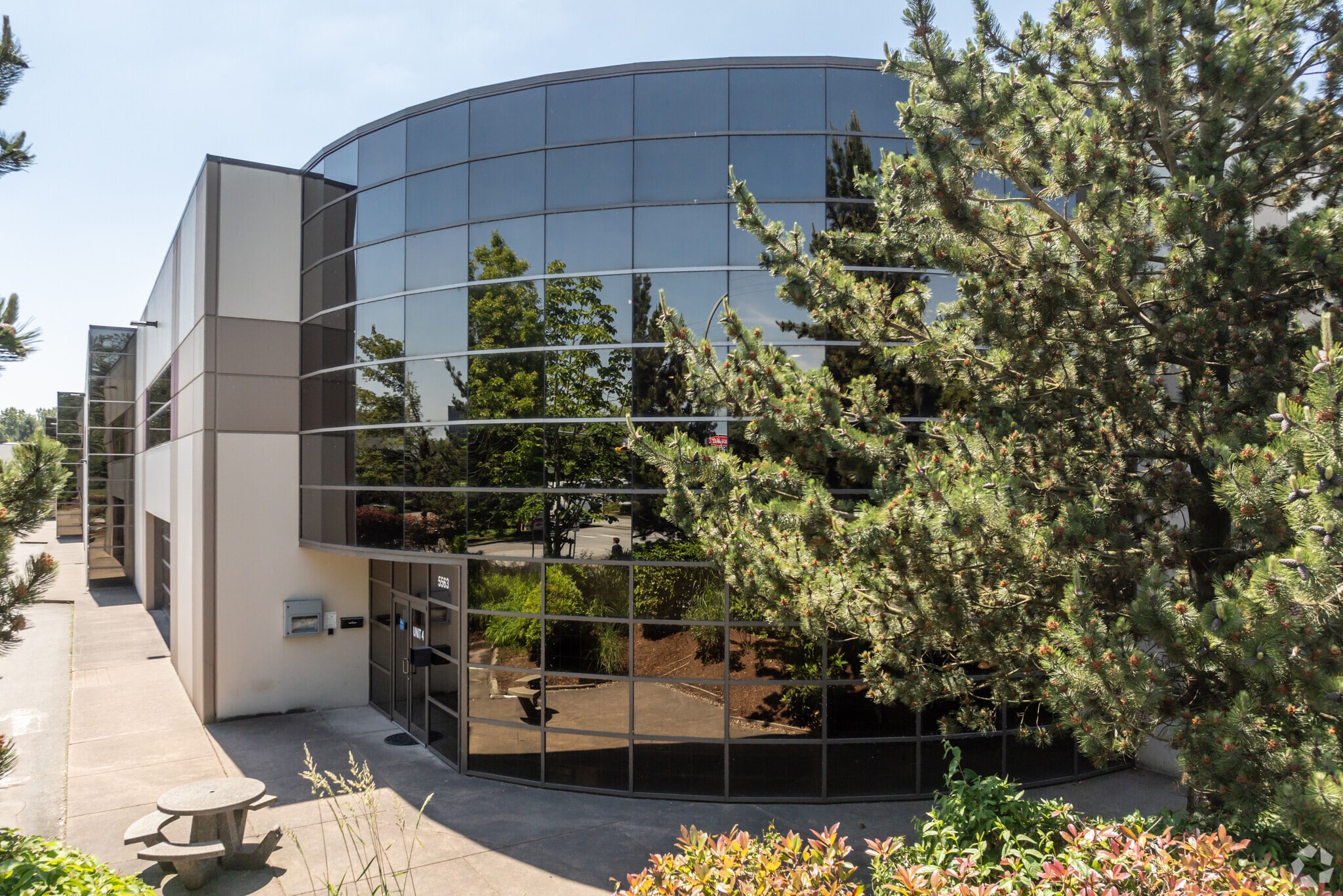 5563 268th St, Langley Twp, BC for lease Building Photo- Image 1 of 5