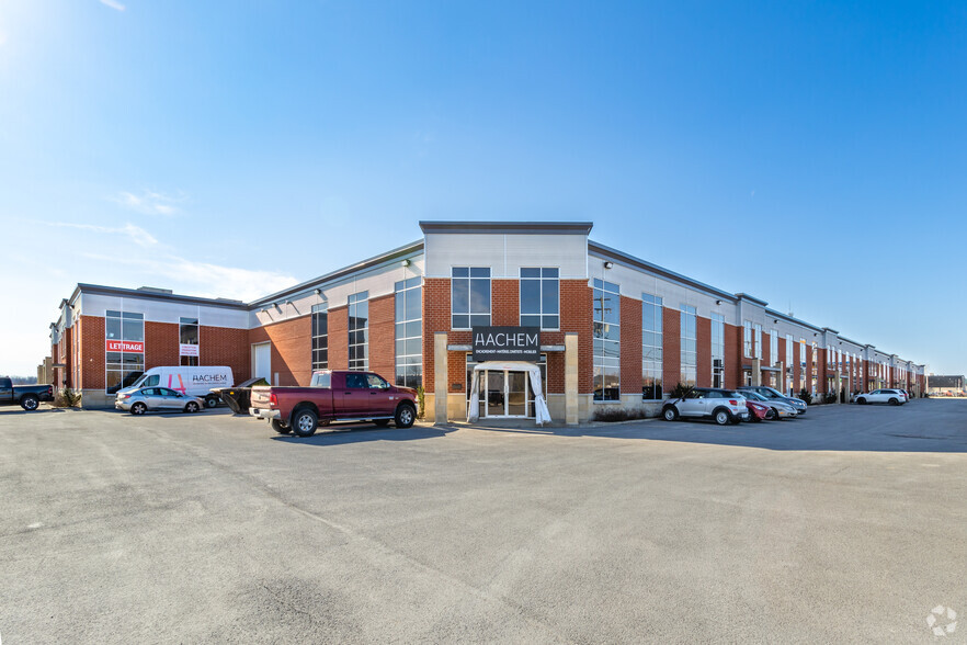 1354-1390 Av De La Gare, Mascouche, QC à vendre - Photo principale - Image 1 de 1