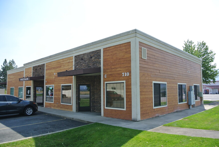 710 W Mullan Ave, Post Falls, ID for lease - Building Photo - Image 1 of 11