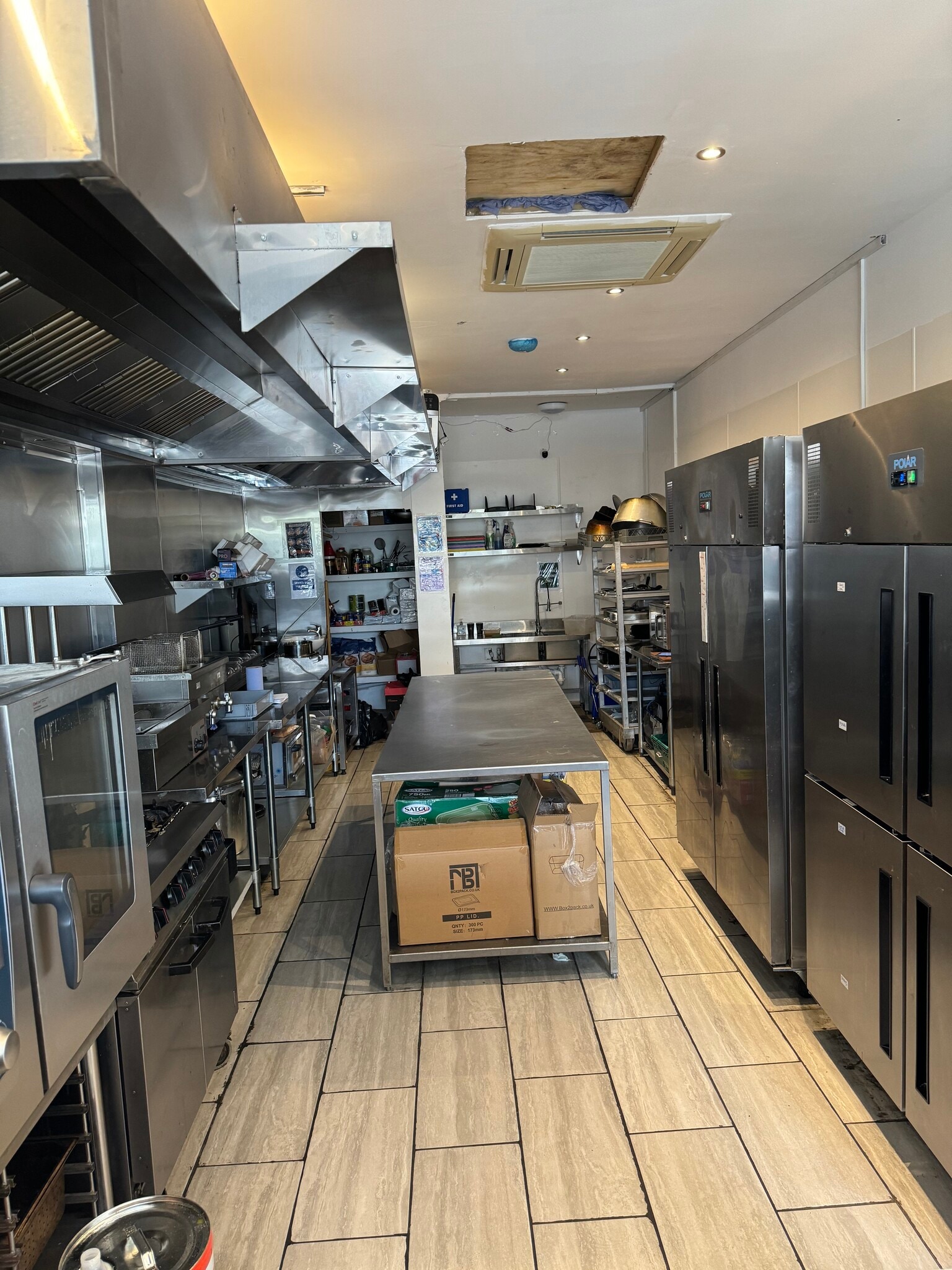 50 Harrow Road Rd, Wembley à louer Photo du bâtiment- Image 1 de 6