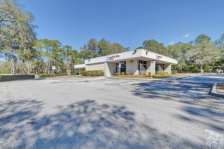 10241 N Florida Ave, Citrus Springs, FL à vendre - Photo du bâtiment - Image 3 de 37