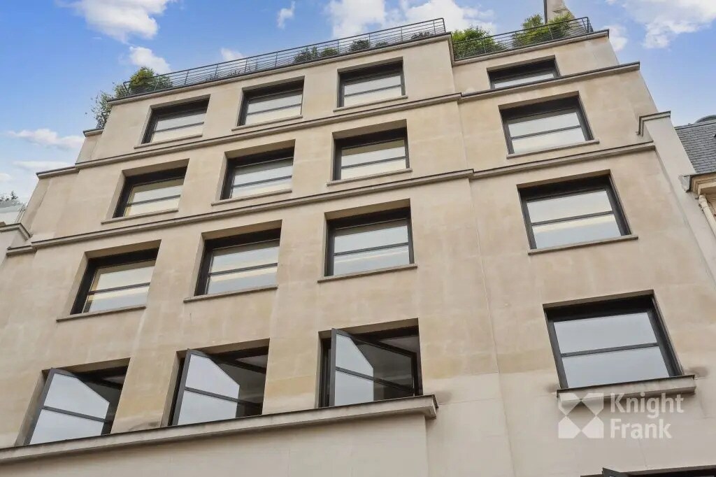 25-27 Rue D'Astorg, Paris for lease Building Photo- Image 1 of 8