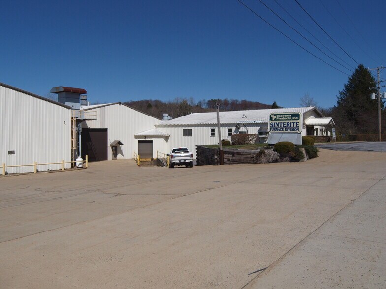 310 State St, Saint Marys, PA à vendre - Photo du bâtiment - Image 3 de 12