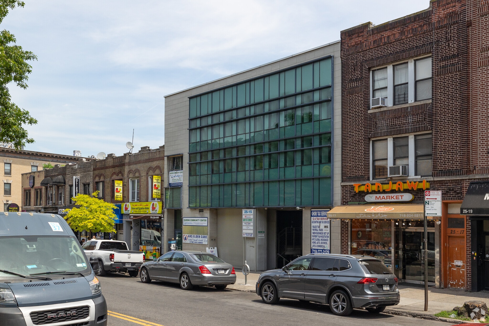 25-15 Steinway St, Astoria, NY for lease Primary Photo- Image 1 of 7