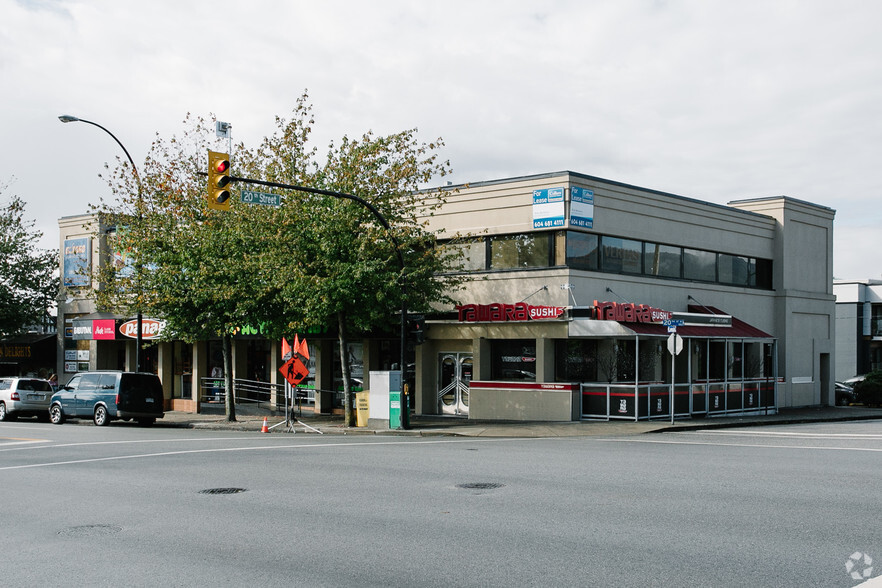 1945-1995 Lonsdale Ave, North Vancouver, BC for sale - Primary Photo - Image 1 of 1