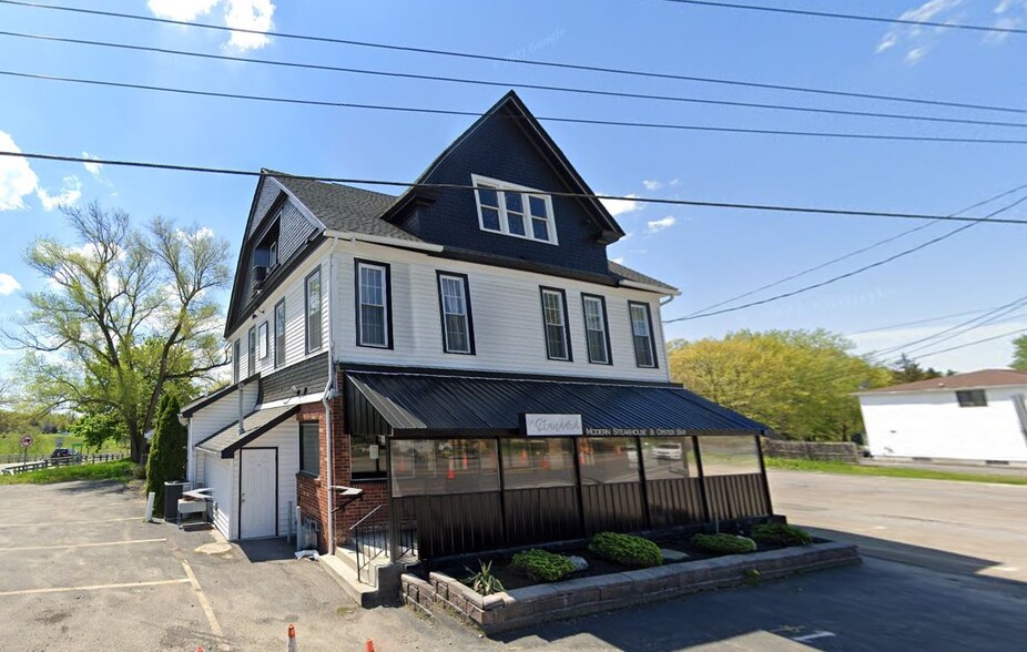 4717 Clinton St, Buffalo, NY à vendre - Photo du bâtiment - Image 1 de 1