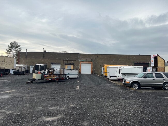 More details for 236 Burgar St, Welland, ON - Office, Industrial for Lease