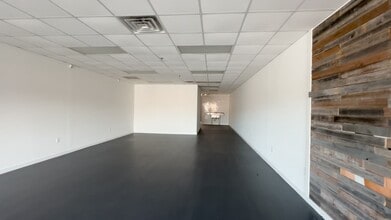 3901 Mary Eliza Trace, Marietta, GA for lease - Commercial Listing Video 