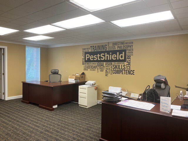 7838 Big Bend Blvd, Saint Louis, MO à vendre - Photo du bâtiment - Image 3 de 7